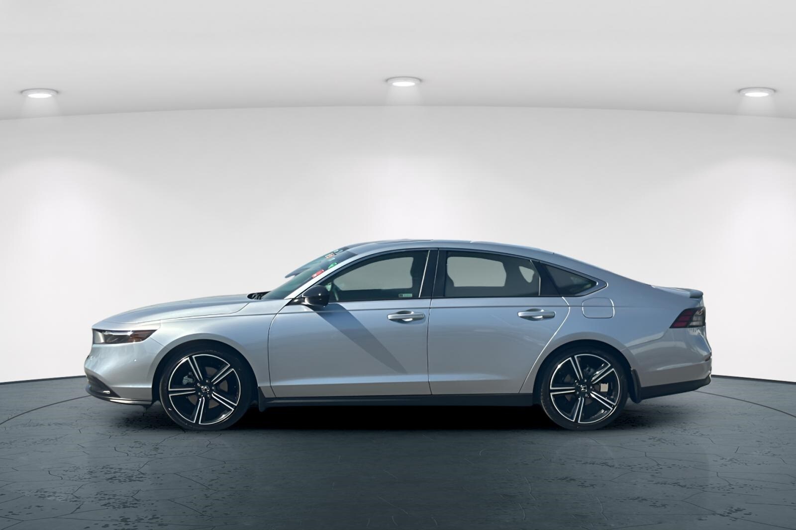 2025 Honda Accord Hybrid Sport photo 2