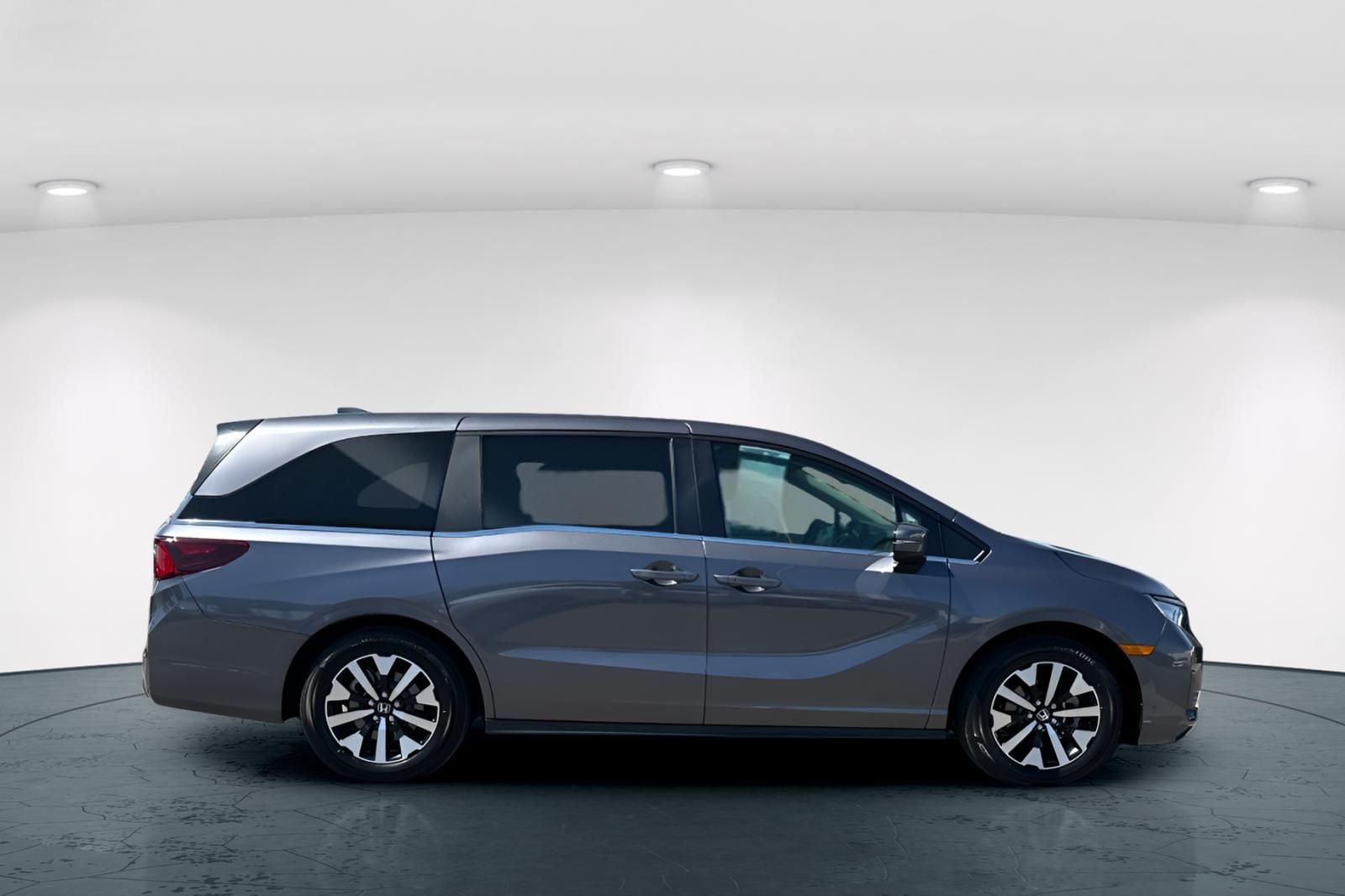 2026 Honda Odyssey EX-L - Photo 7
