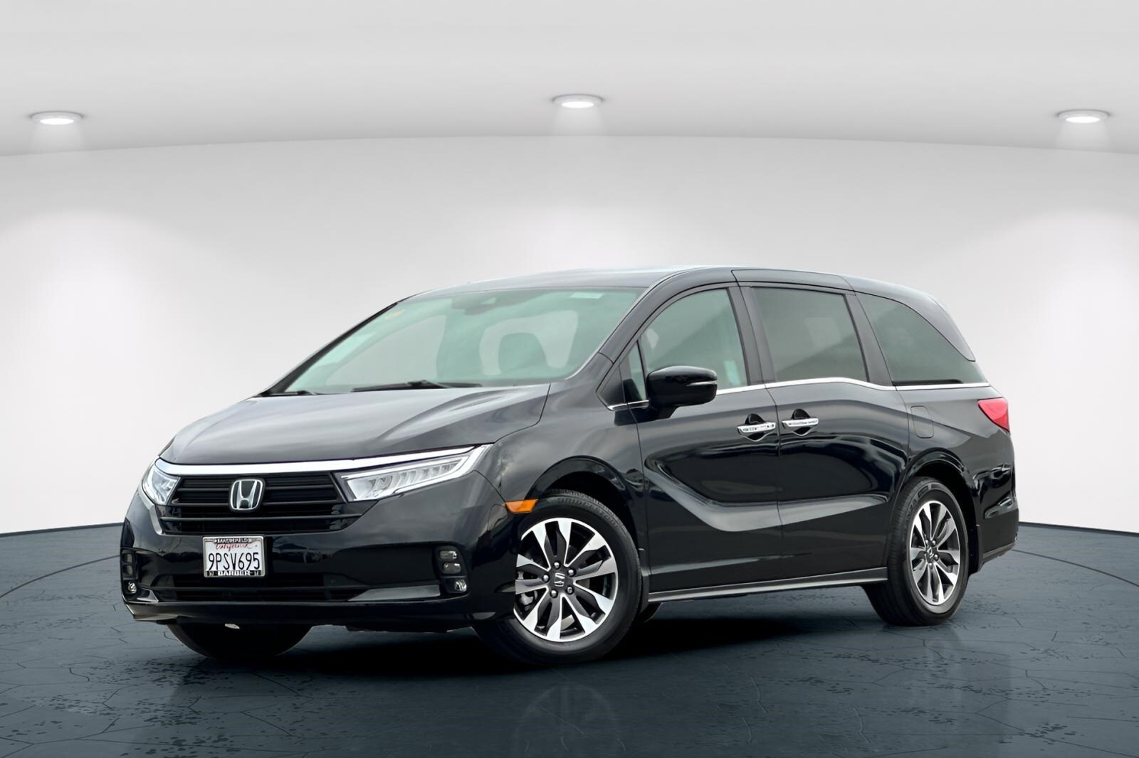 2024 Honda Odyssey EX-L photo 2