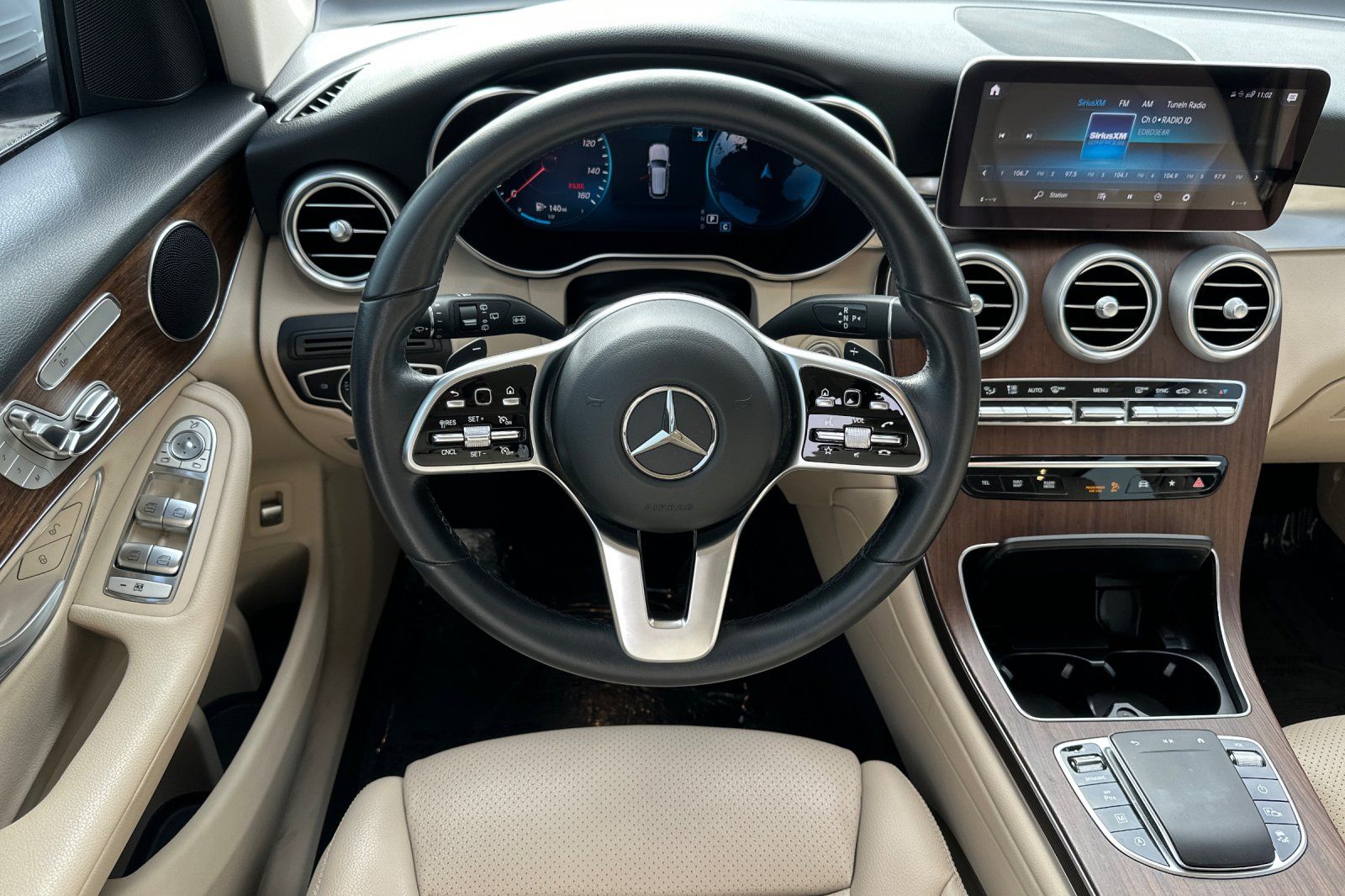 2022 Mercedes-Benz GLC GLC300 - Photo 14