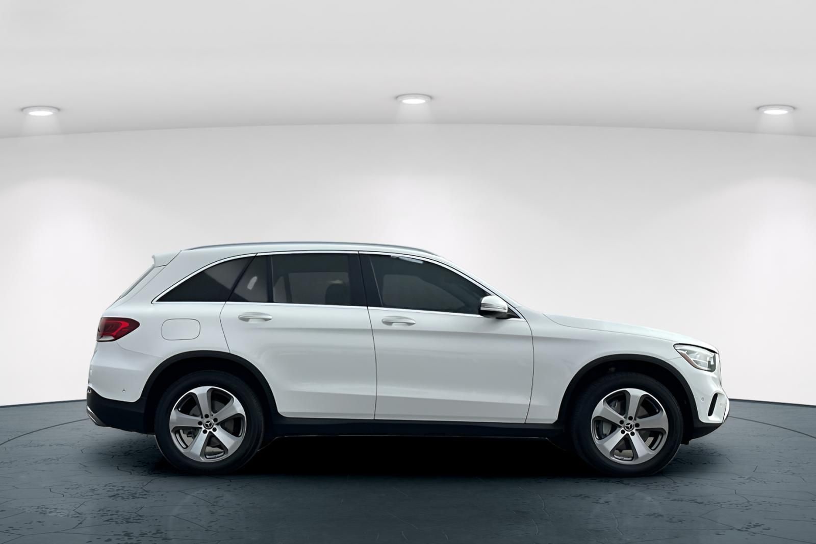 2022 Mercedes-Benz GLC GLC 300 photo 6