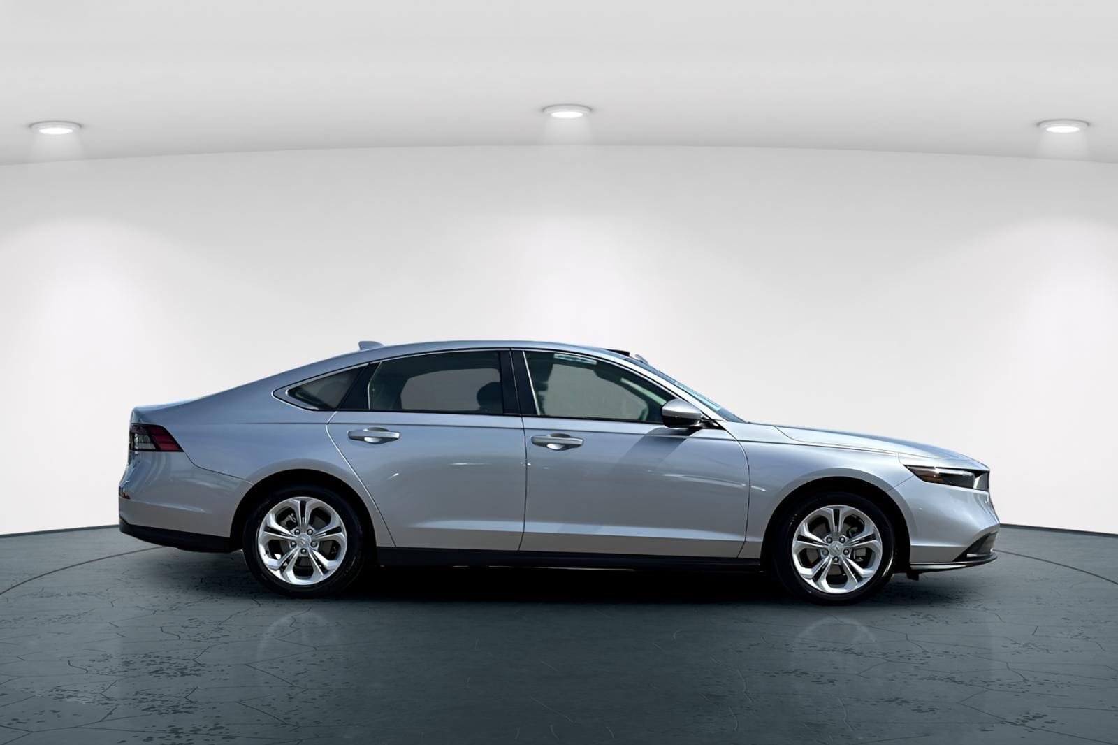 2025 Honda Accord LX - Photo 7