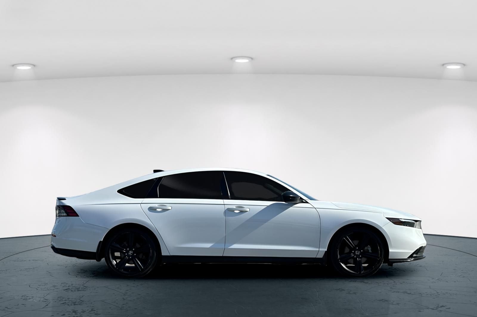 2024 Honda Accord Hybrid Sport-L photo 6