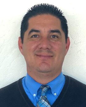 Staff member Omar Gonzalez from ID_d61e2bfd257f