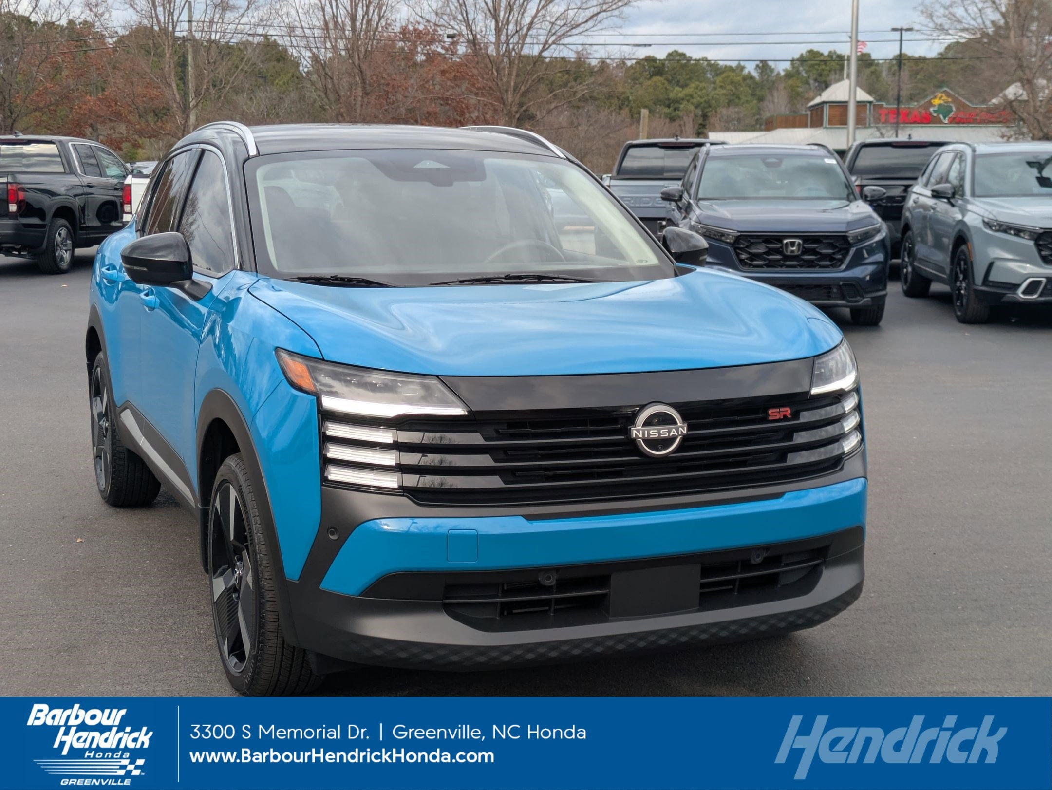 2025 Nissan Kicks SR