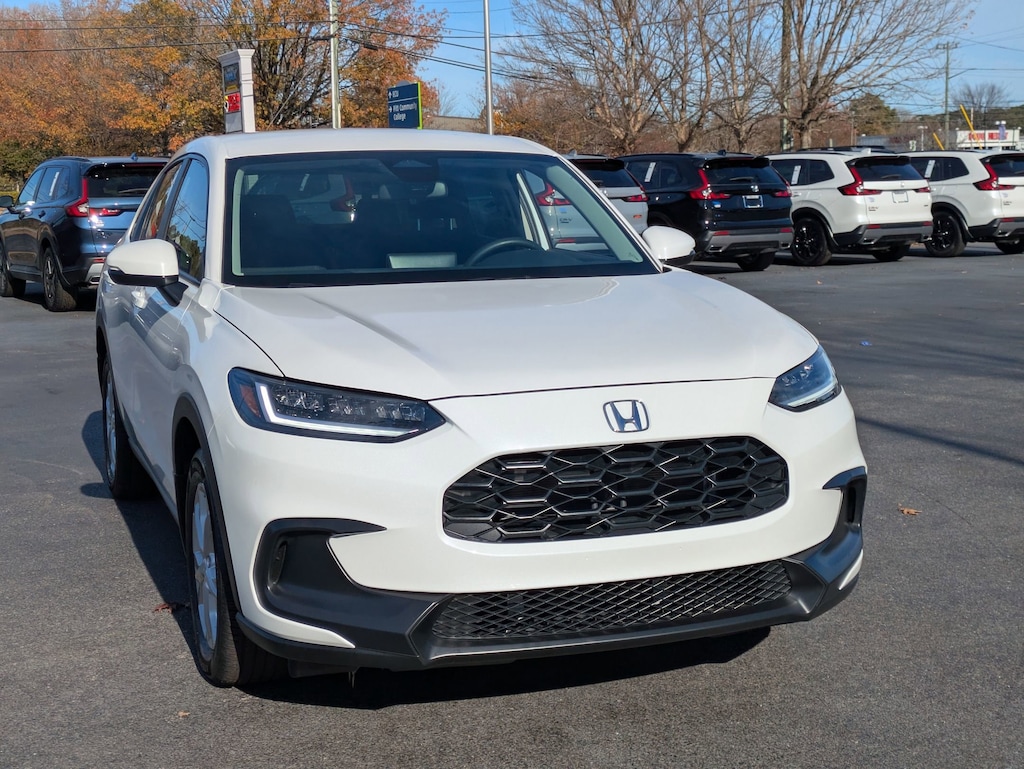 Used 2025 Honda HR-V LX SUV