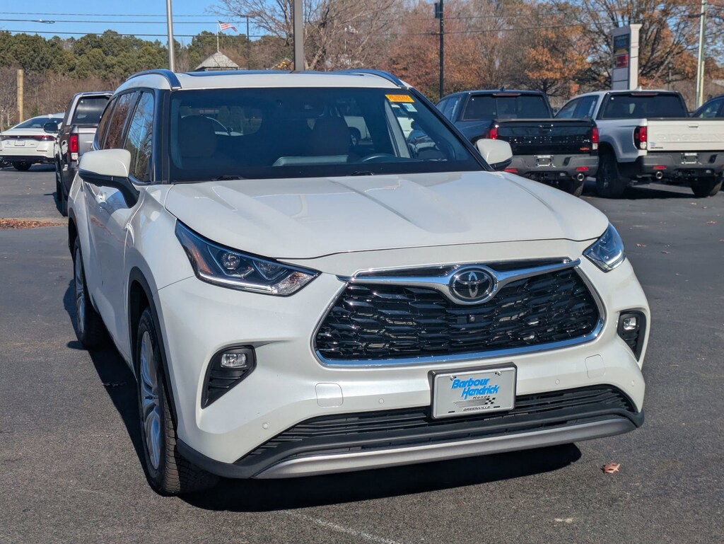 Used 2023 Toyota Highlander Platinum SUV