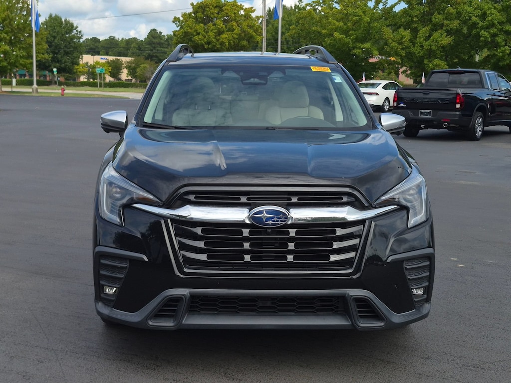 Used 2023 Subaru Ascent Limited 8-Passenger SUV