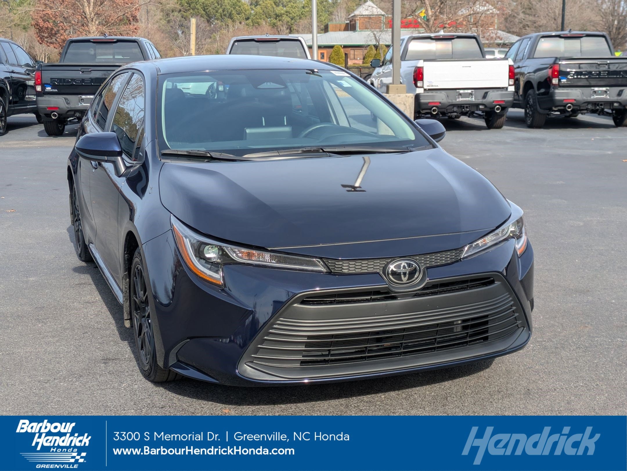 2025 Toyota Corolla LE's photo