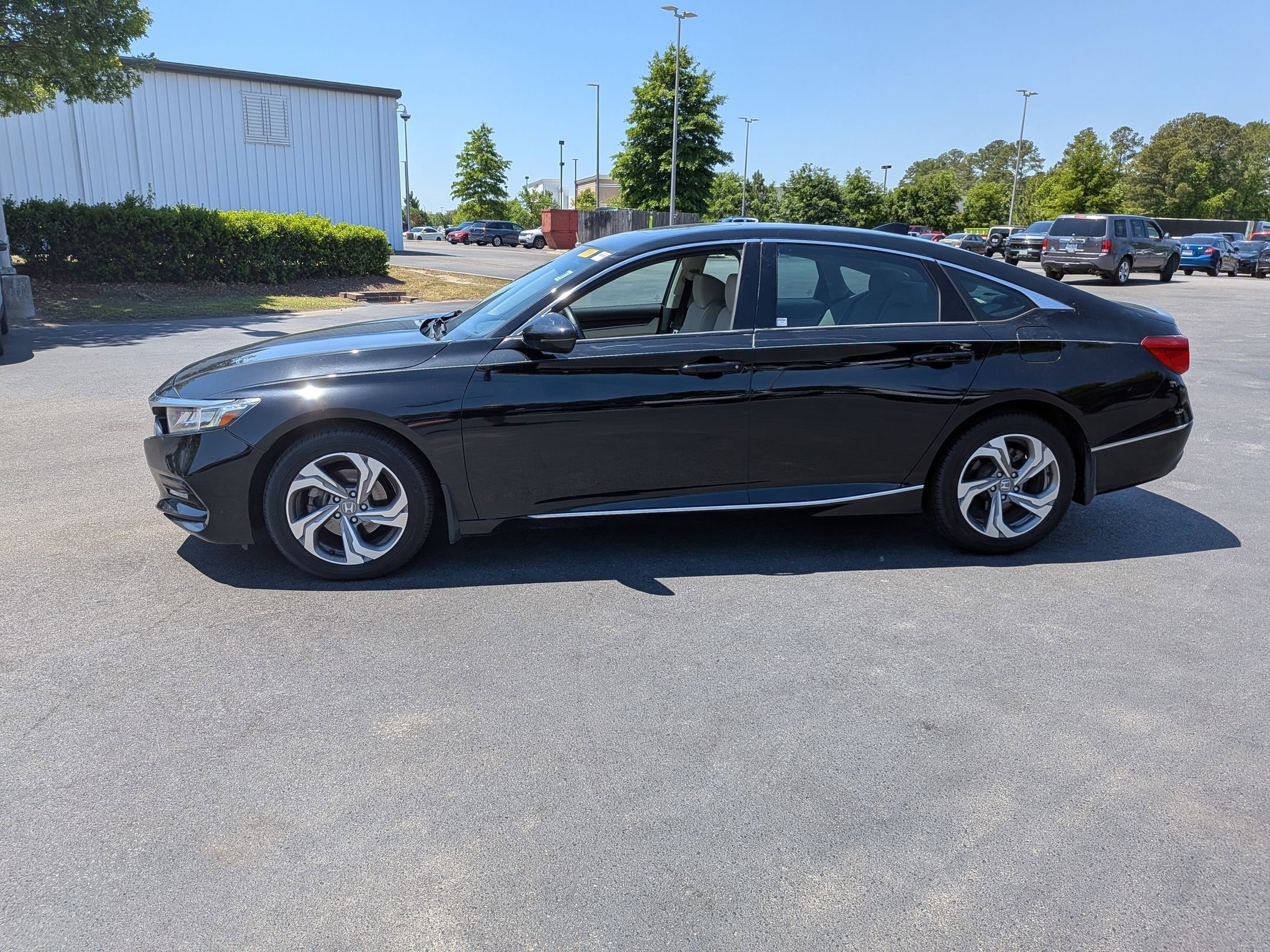 2018 Honda Accord EX-L photo 6