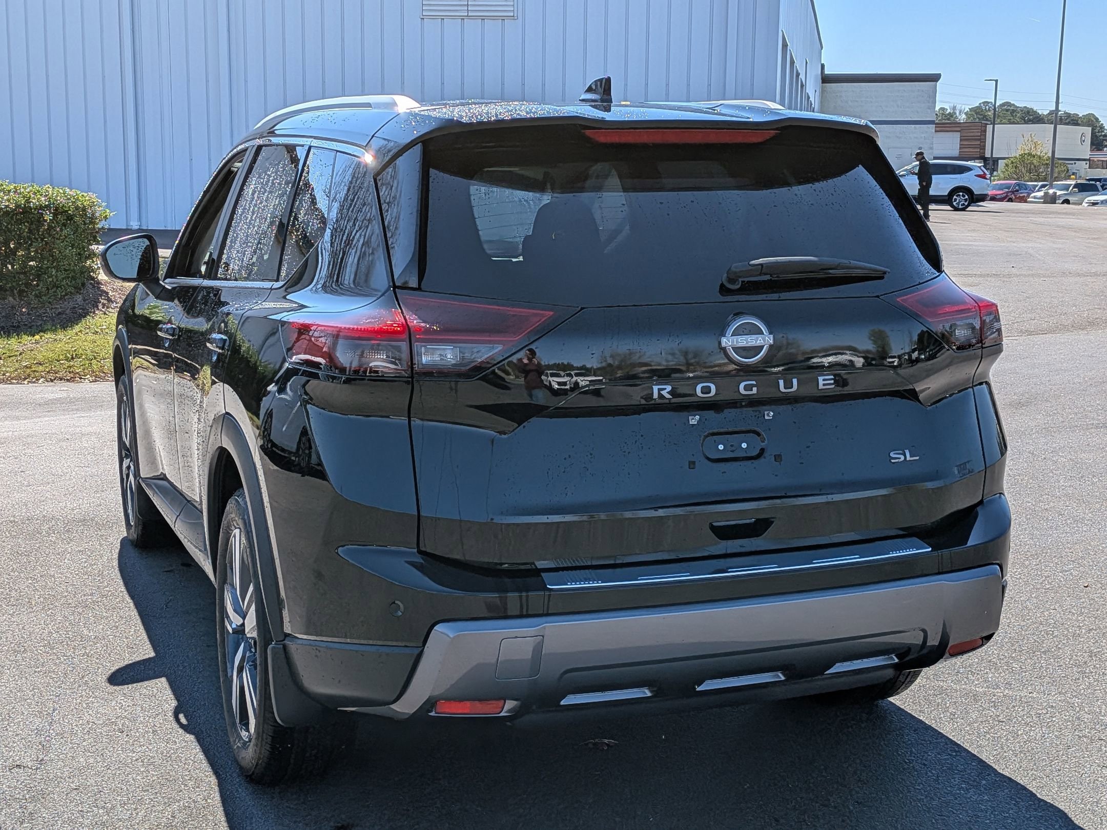 2024 Nissan Rogue SL photo 6