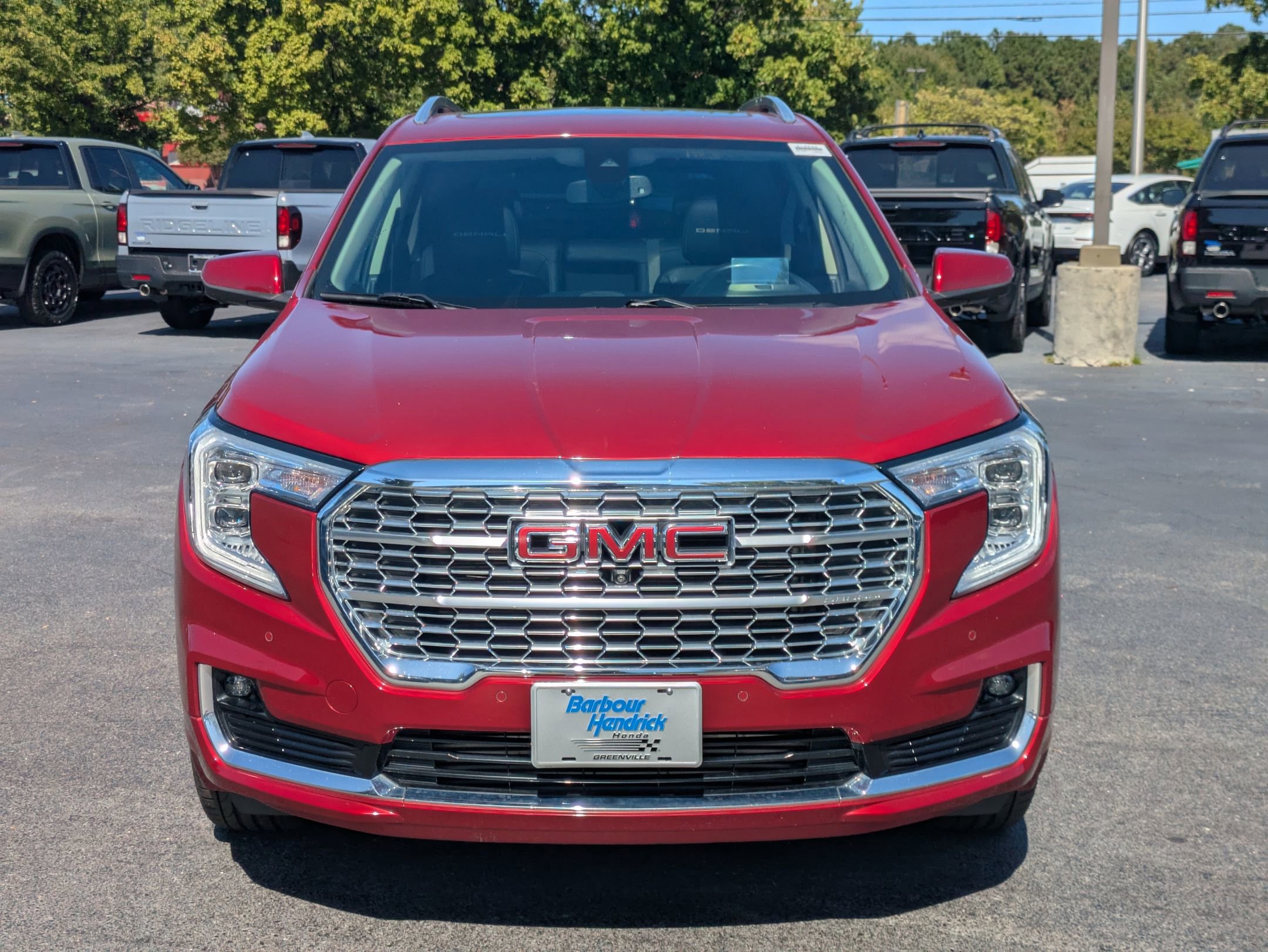 2022 Gmc Terrain Denali photo 2