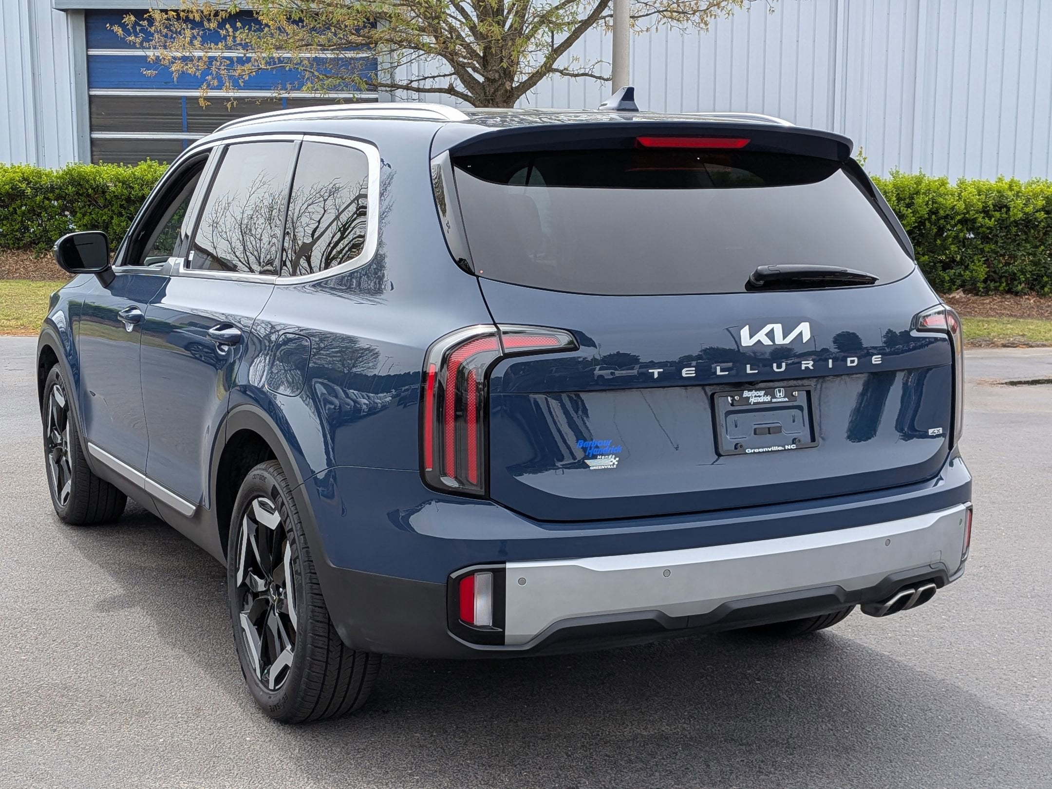 2024 Kia Telluride EX photo 5
