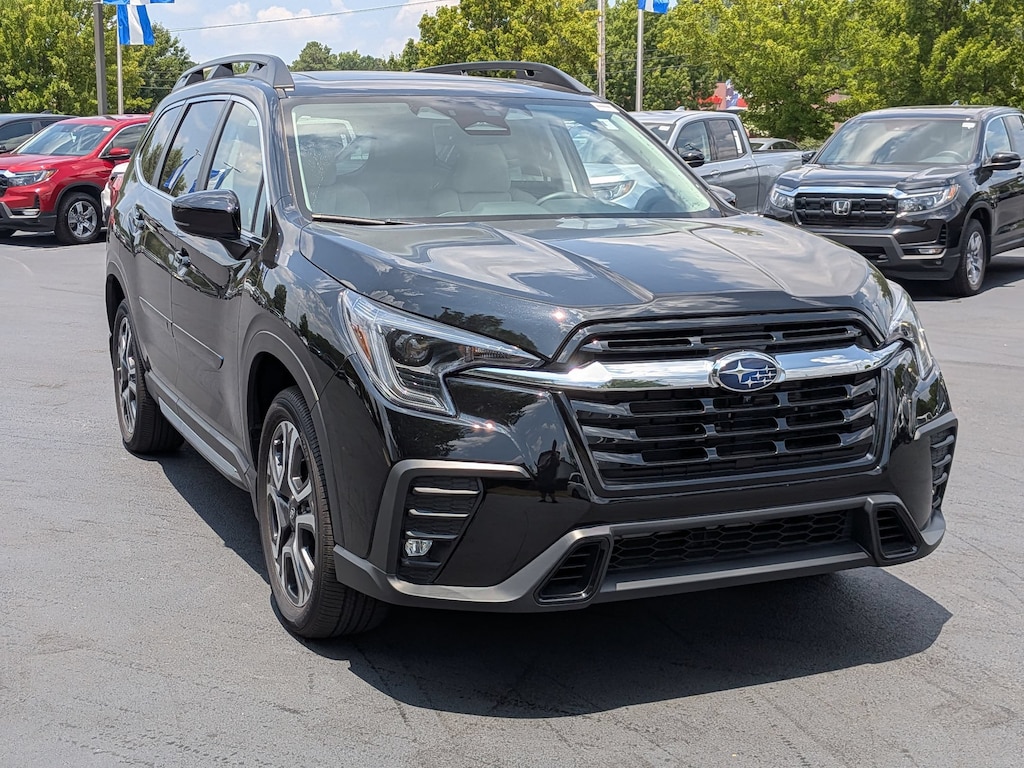 Used 2025 Subaru Ascent Limited 7-Passenger SUV