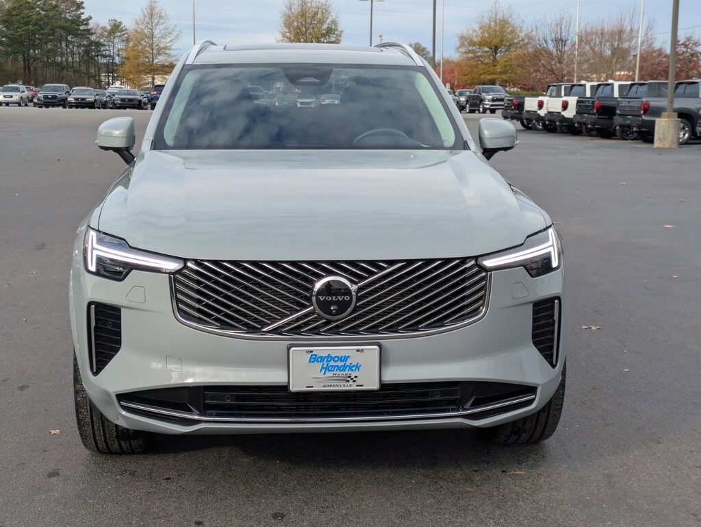 Used 2025 Volvo XC90 B5 (2025.5) Plus 7-Seater SUV