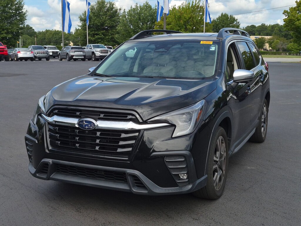 Used 2023 Subaru Ascent Limited 8-Passenger SUV
