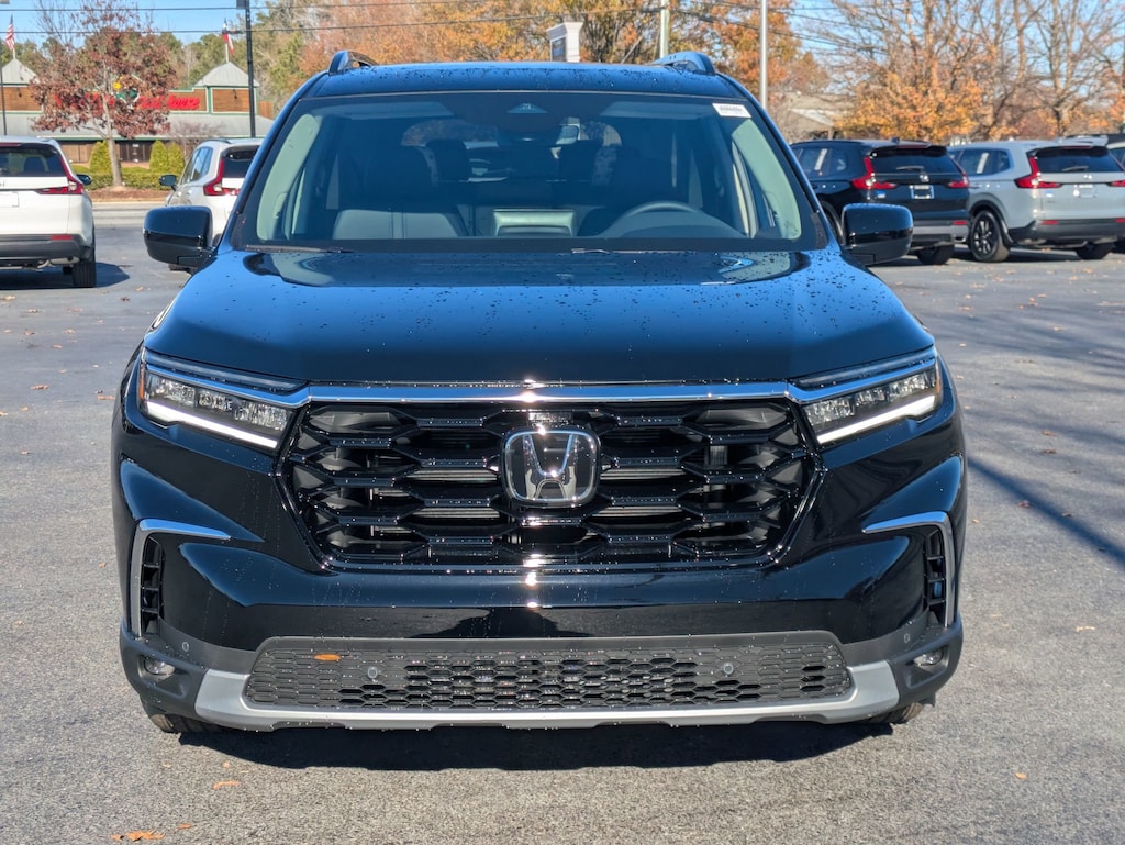 New 2025 Honda Pilot Touring SUV
