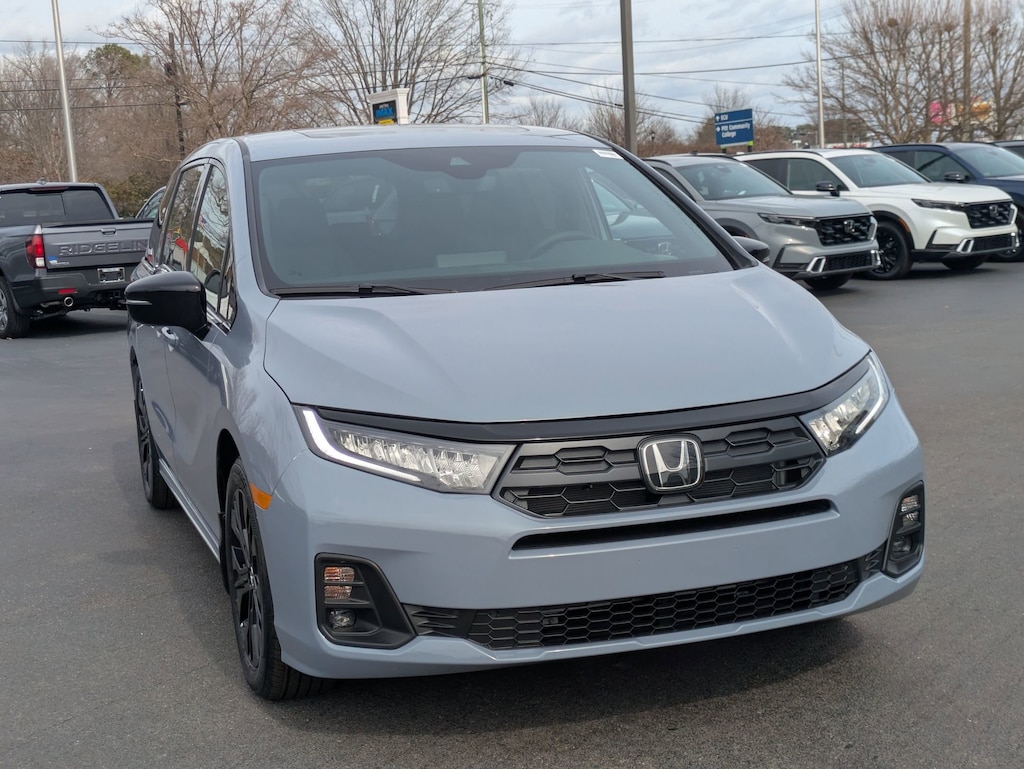 New 2026 Honda Odyssey Sport-L Van Passenger