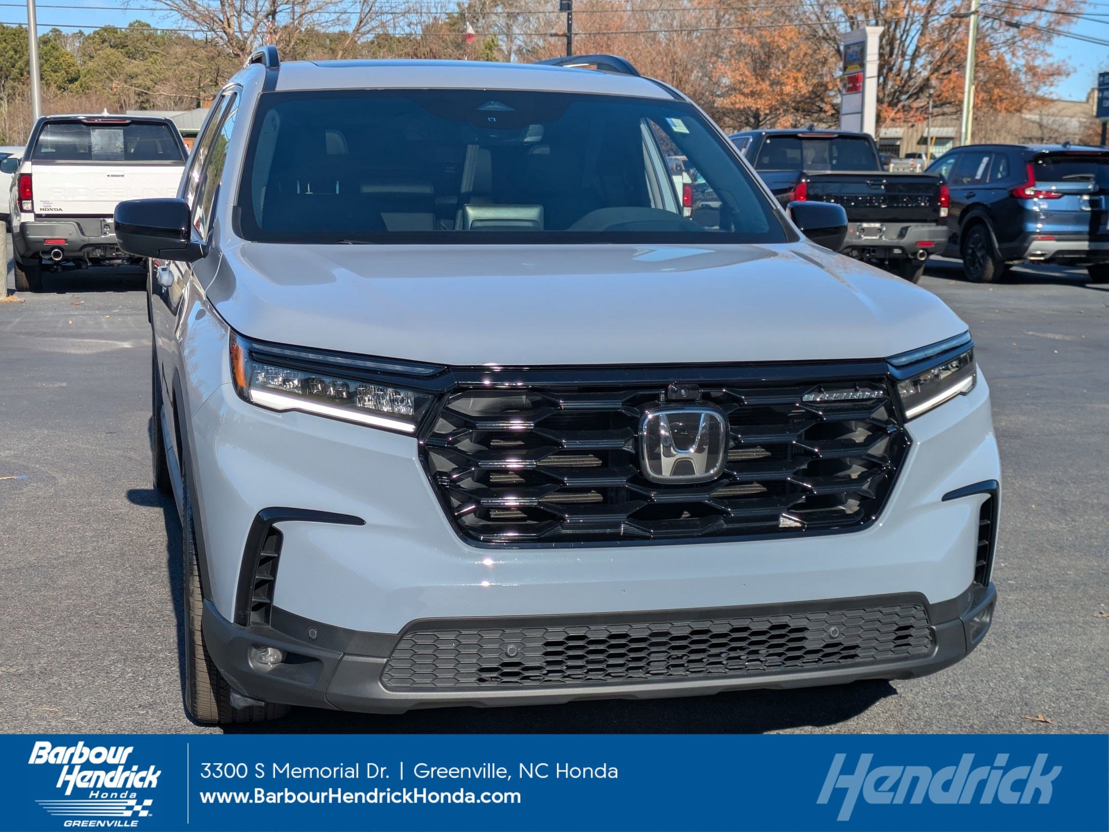 2025 Honda Pilot Black Edition's photo