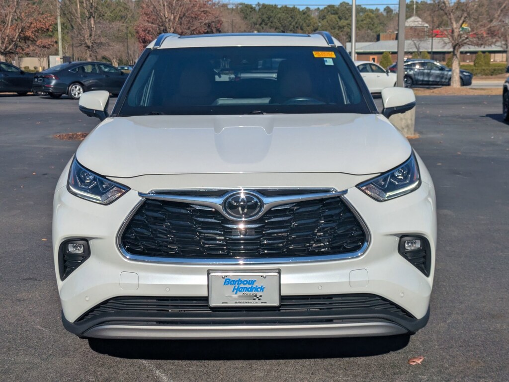 Used 2023 Toyota Highlander Platinum SUV