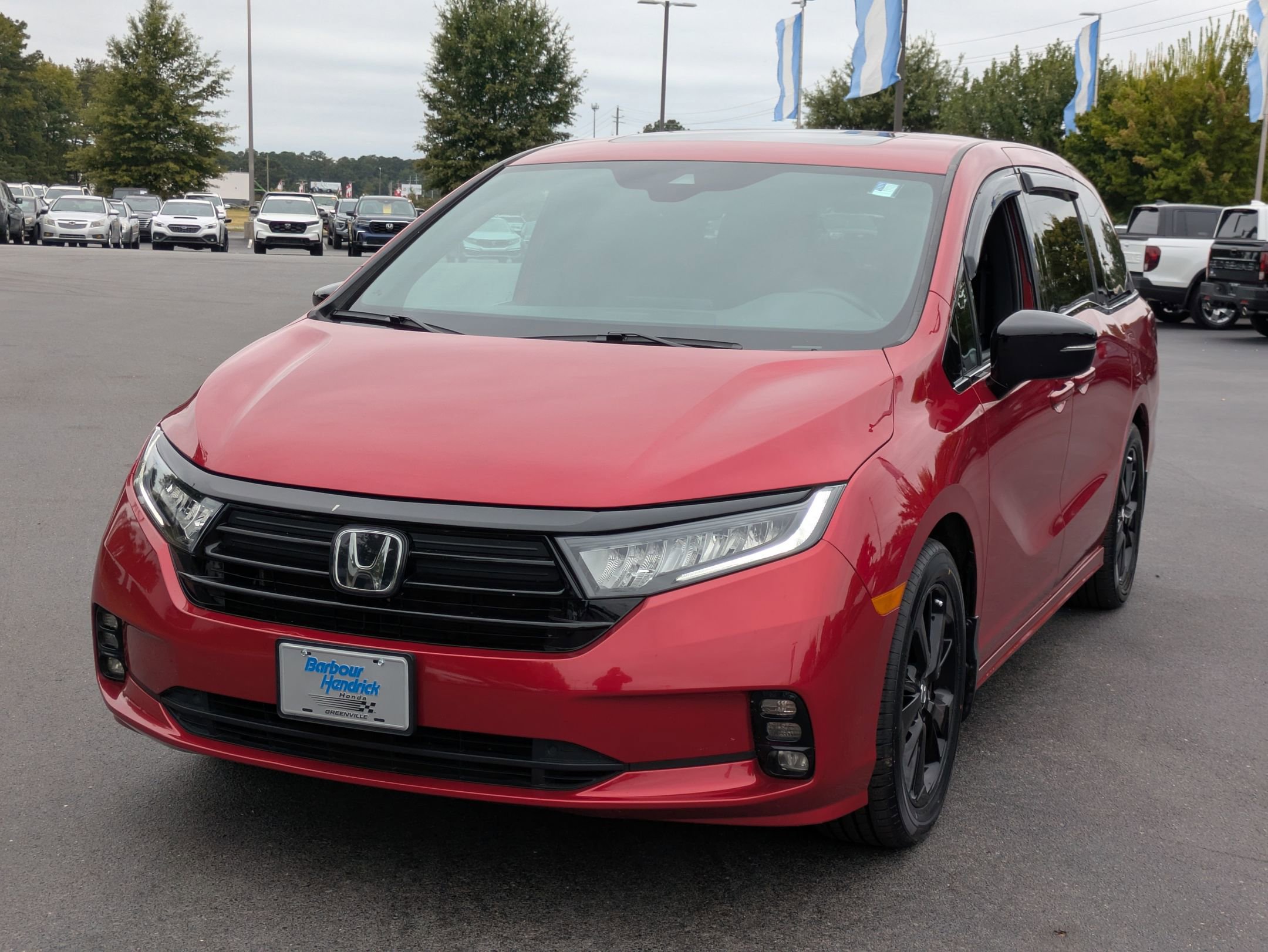 2023 Honda Odyssey Sport photo 3