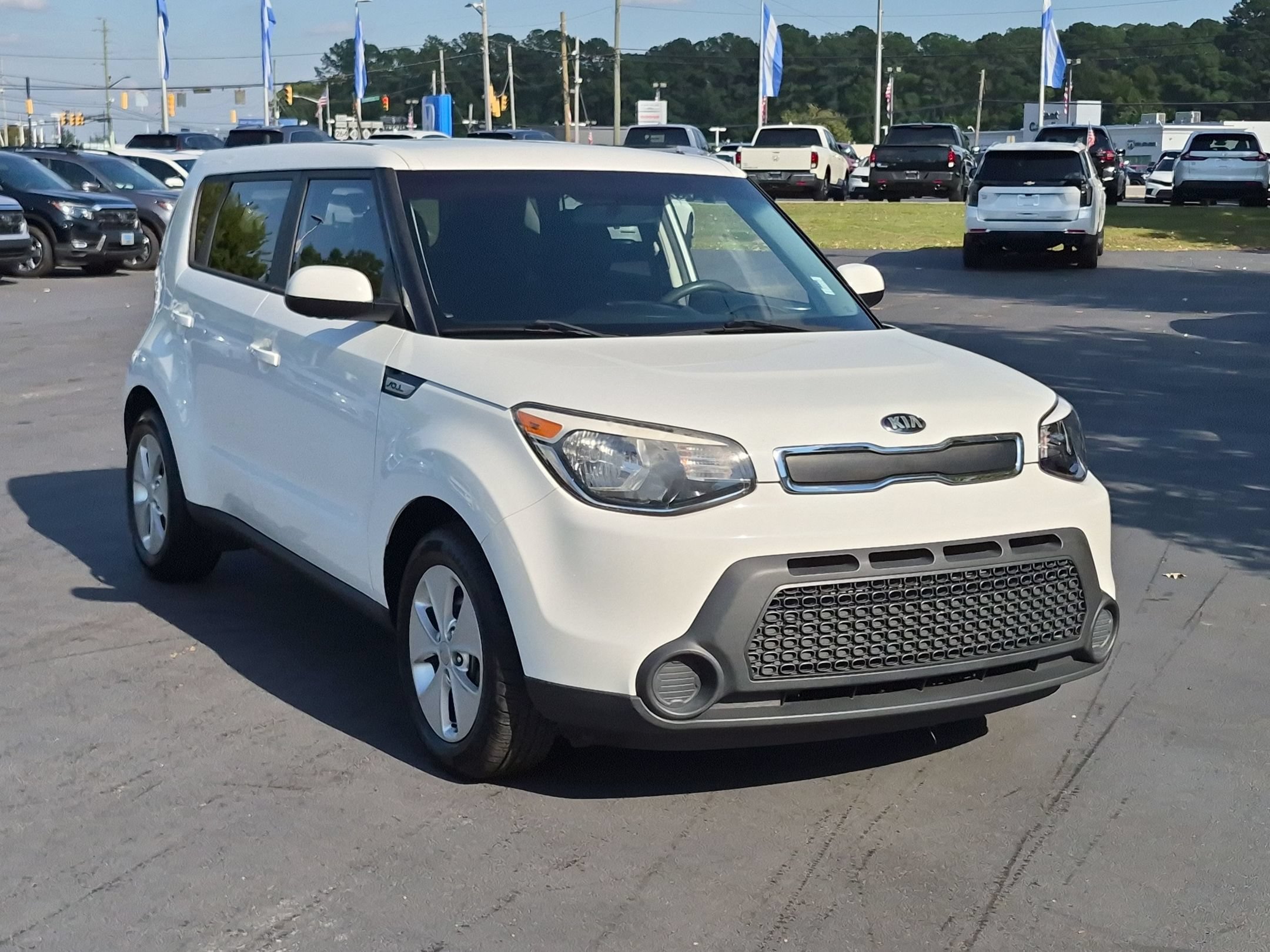 2016 Kia Soul Base FWD Hatchback