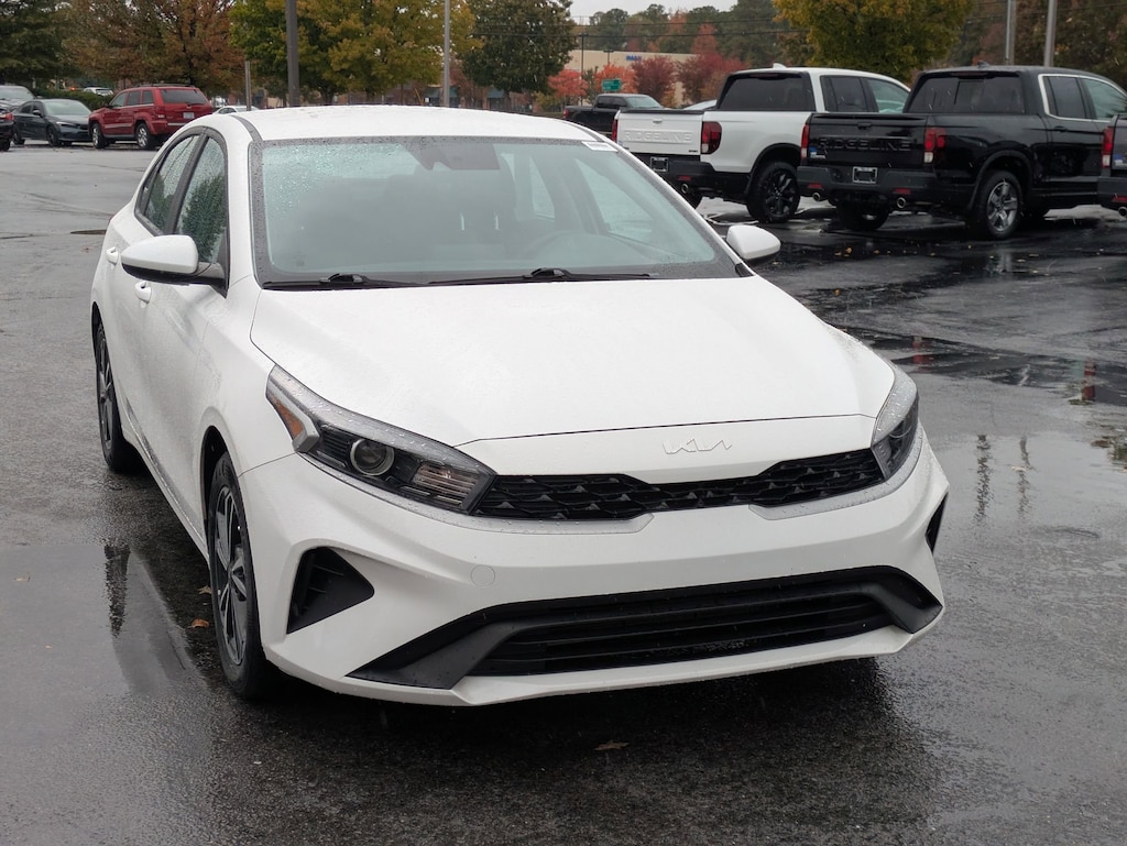 Used 2023 Kia Forte LXS Sedan