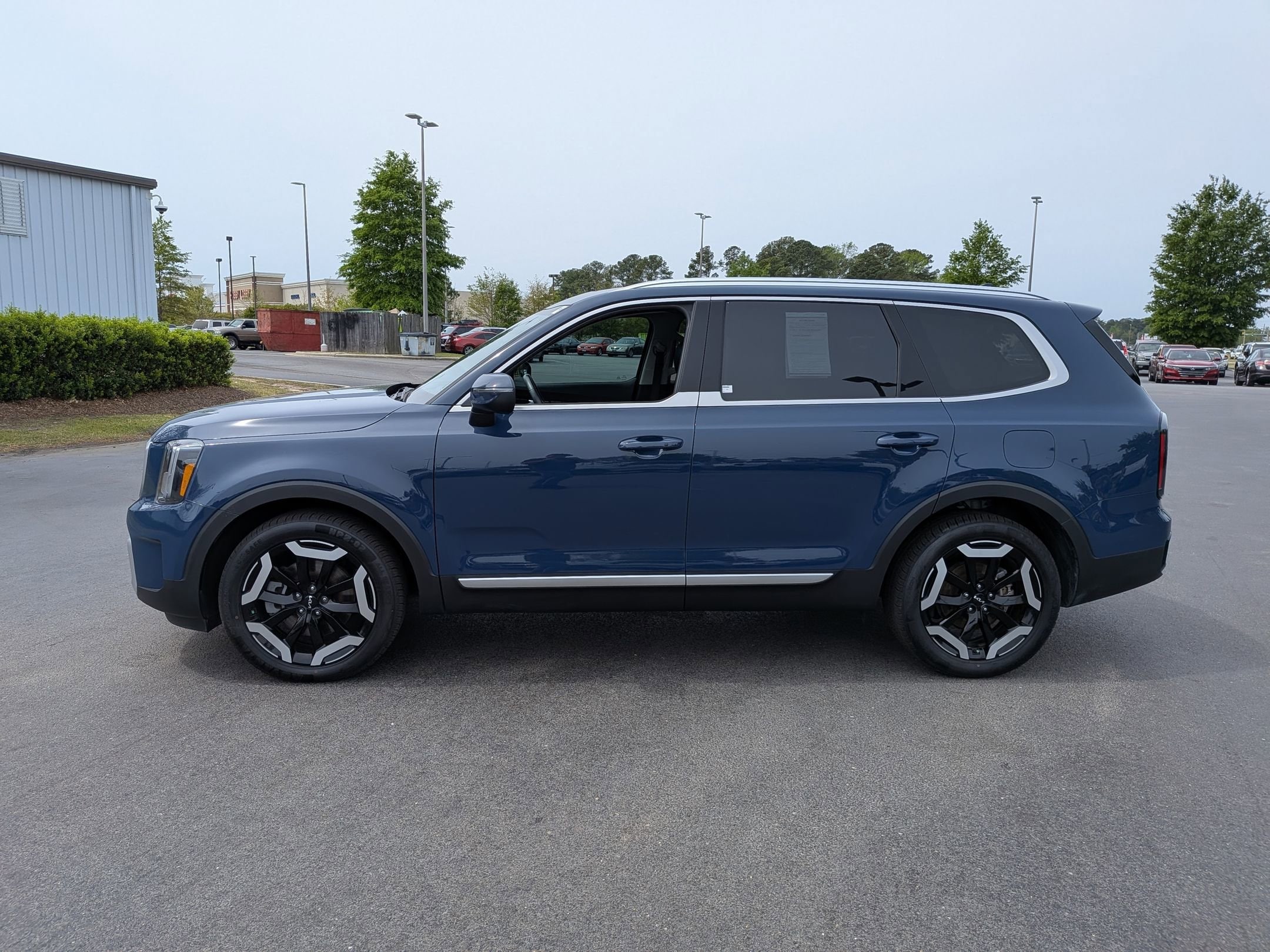 2024 Kia Telluride EX photo 4