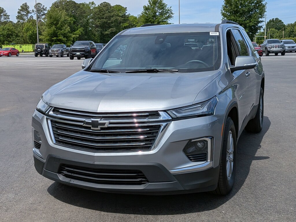 Used 2023 Chevrolet Traverse LT Cloth w/1LT SUV