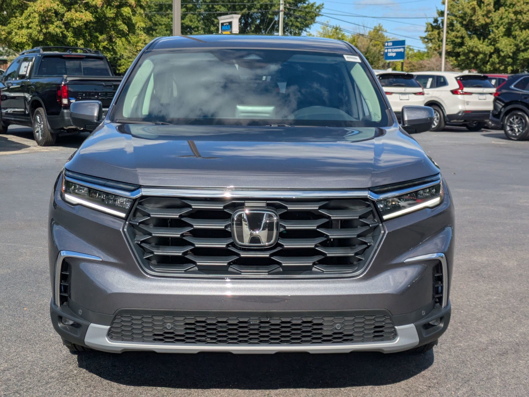 2025 Honda Pilot EX-L photo 3