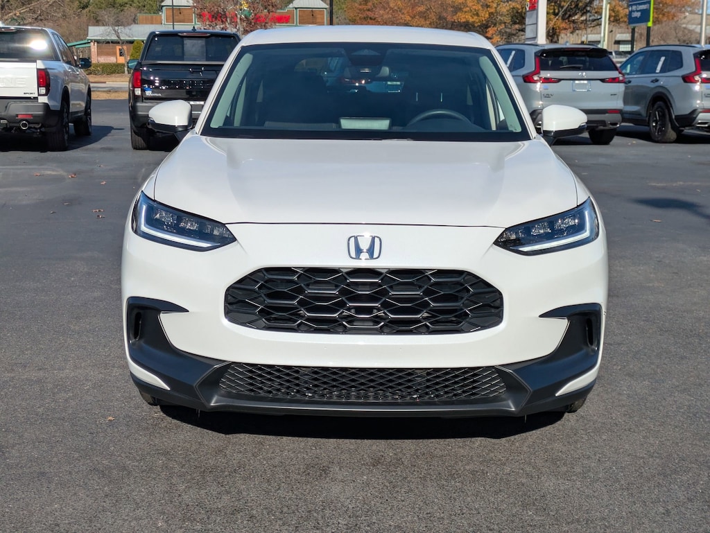 Used 2025 Honda HR-V LX SUV