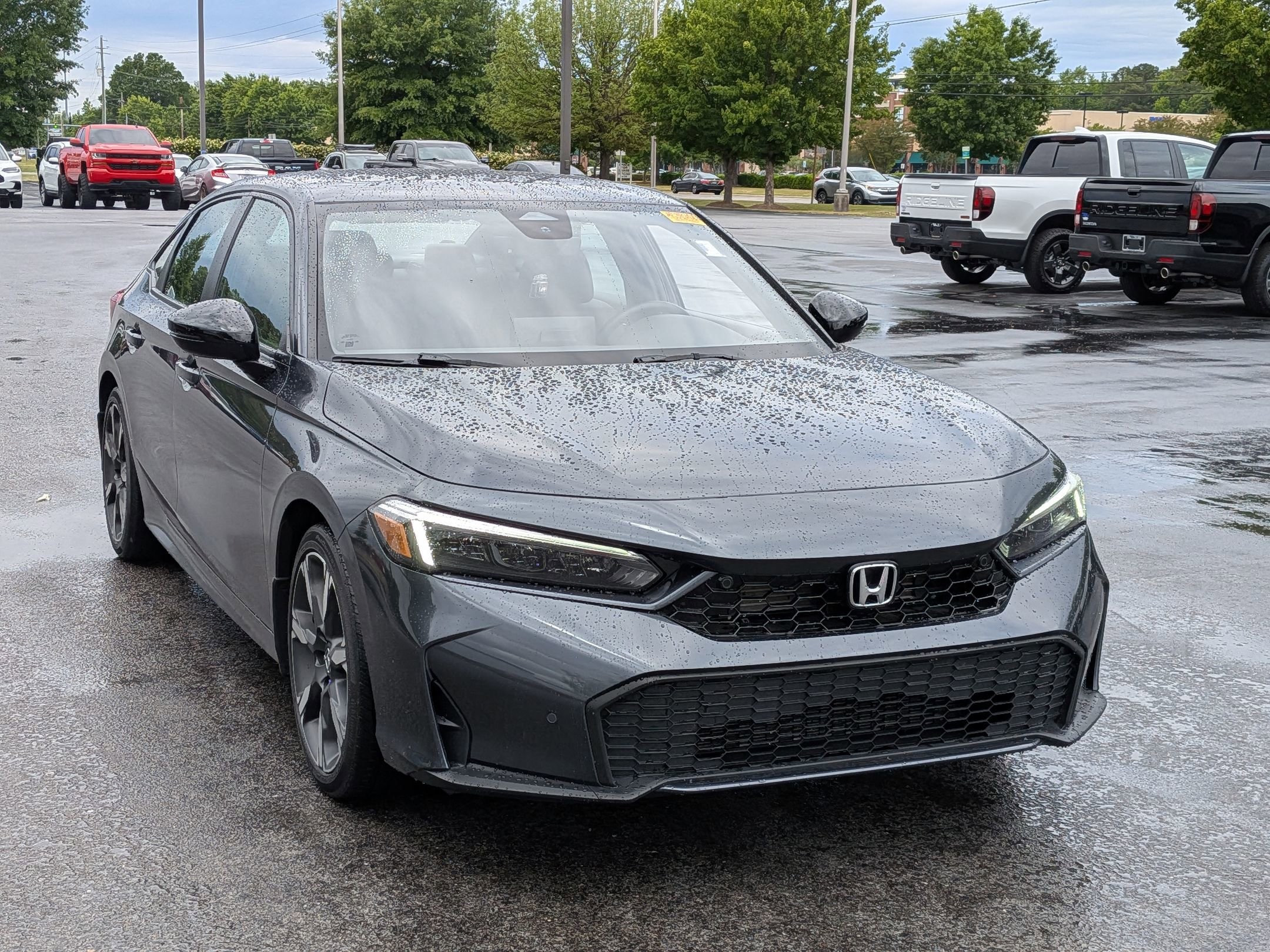 2025 Honda Civic Hybrid Sport Touring photo 2