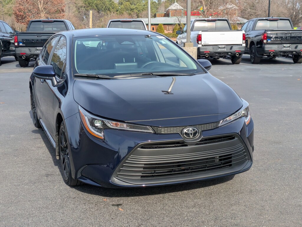 Used 2025 Toyota Corolla LE Sedan