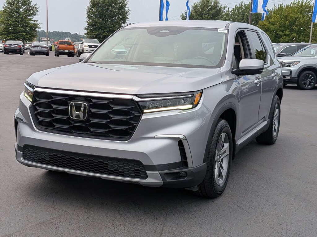 Used 2023 Honda Pilot EX-L 8 Passenger SUV
