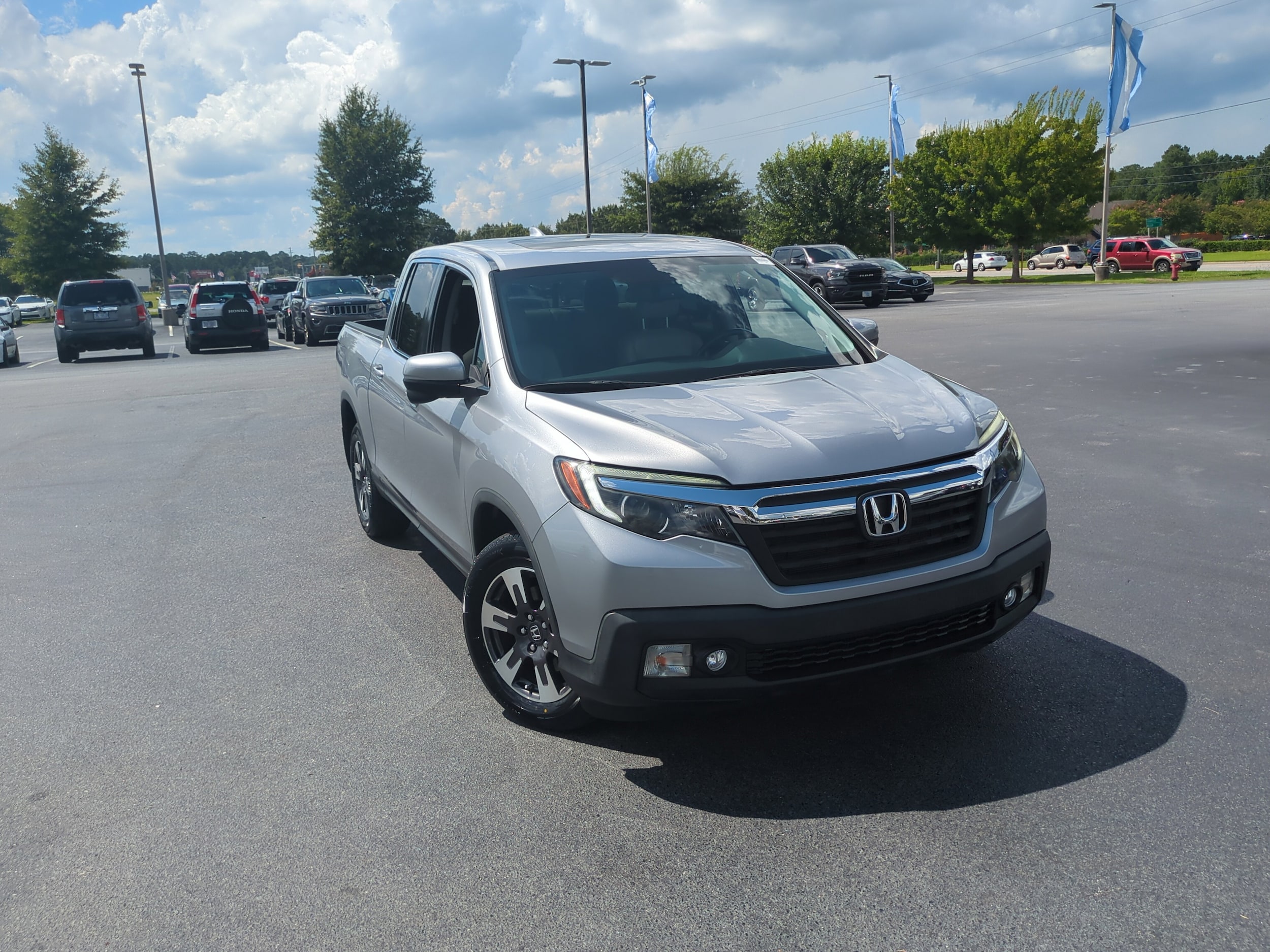 Used 2019 Honda Ridgeline RTL-T with VIN 5FPYK2F66KB005042 for sale in Greenville, NC