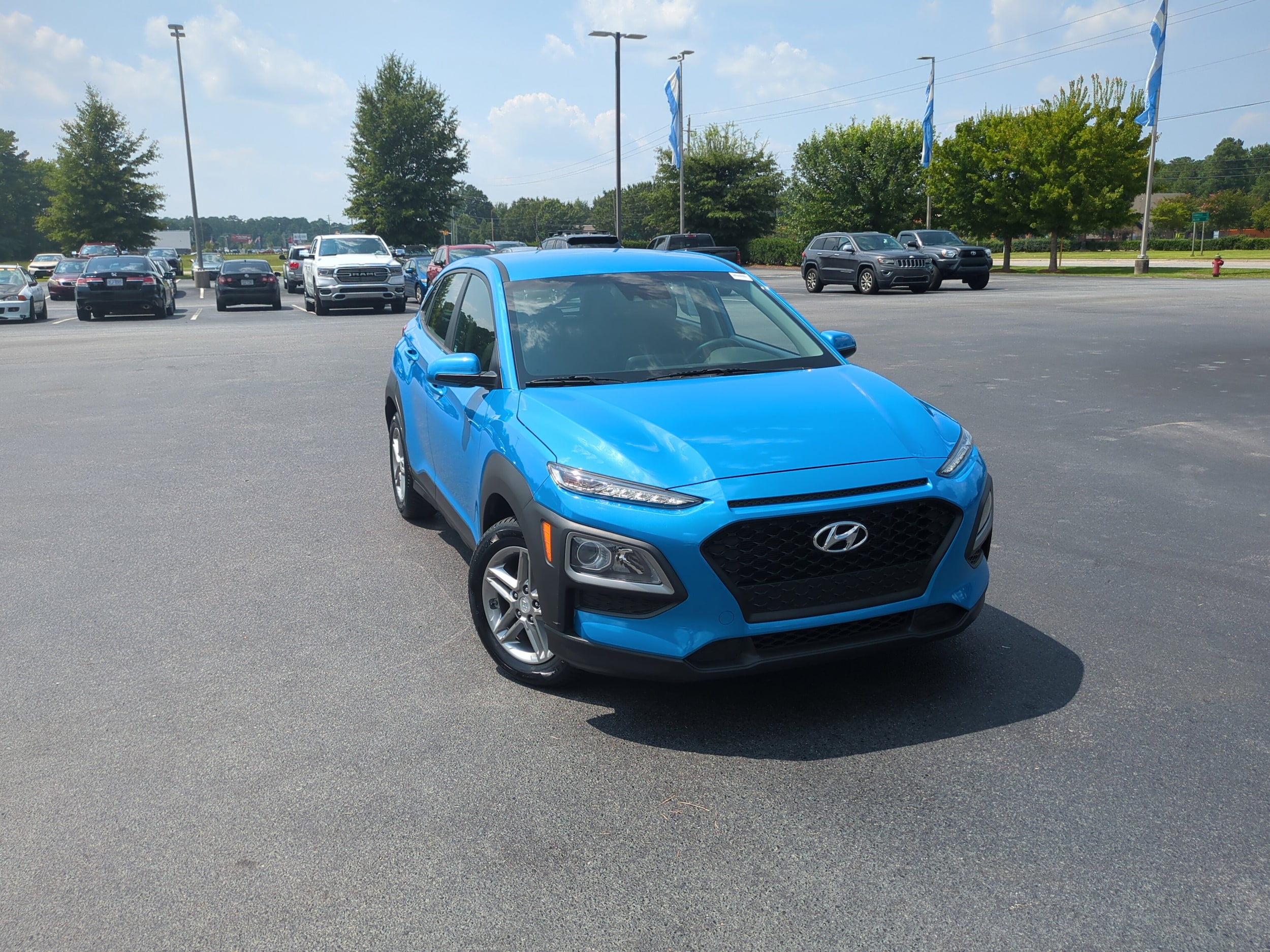 Used 2019 Hyundai Kona SE with VIN KM8K12AA8KU266558 for sale in Greenville, NC