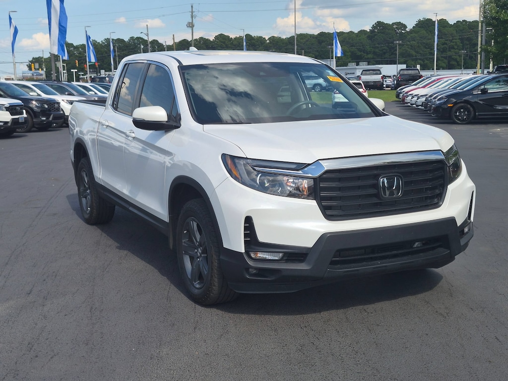 Certified 2023 Honda Ridgeline RTL Truck Crew Cab