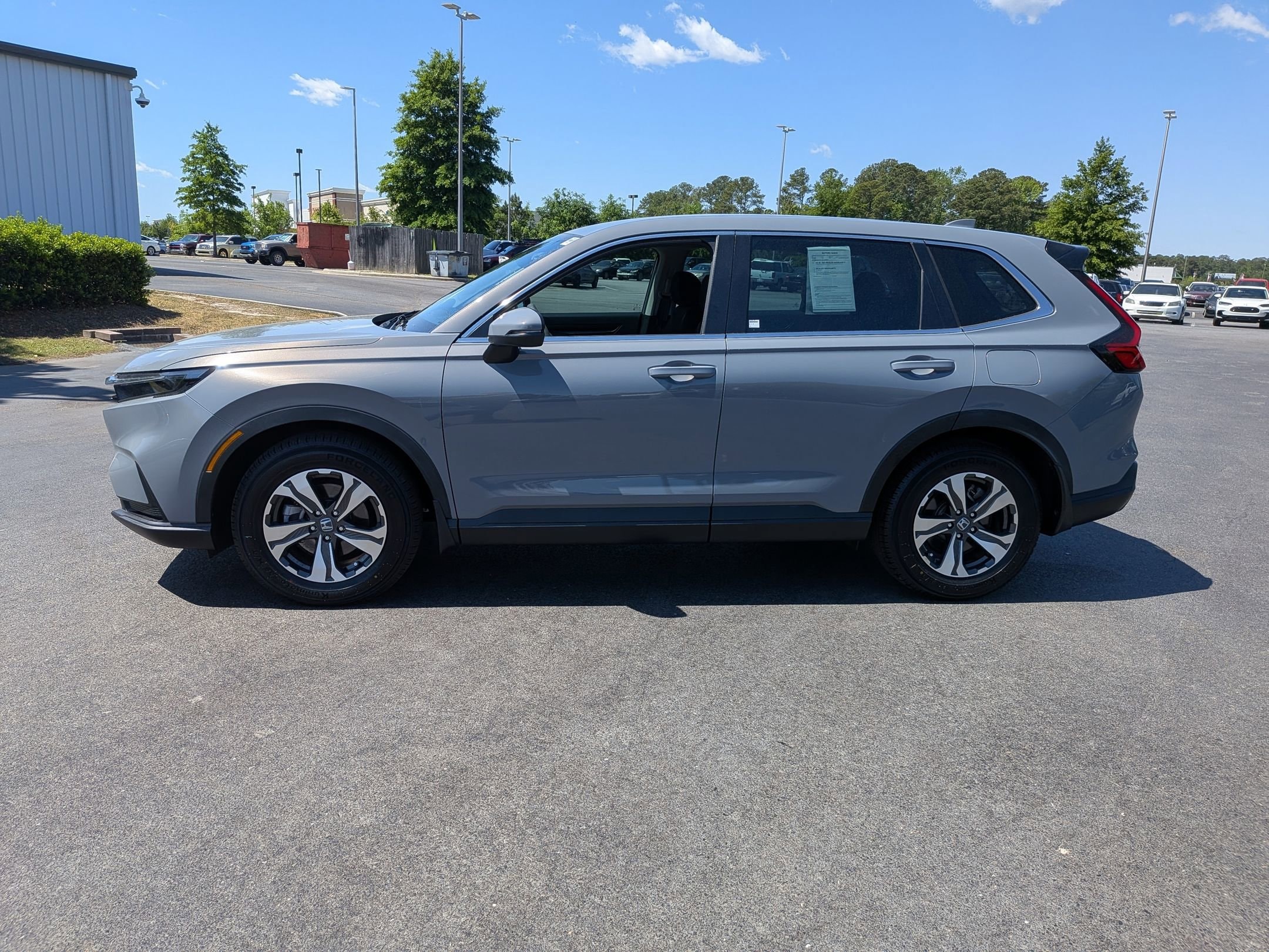 2023 Honda CR-V LX photo 5