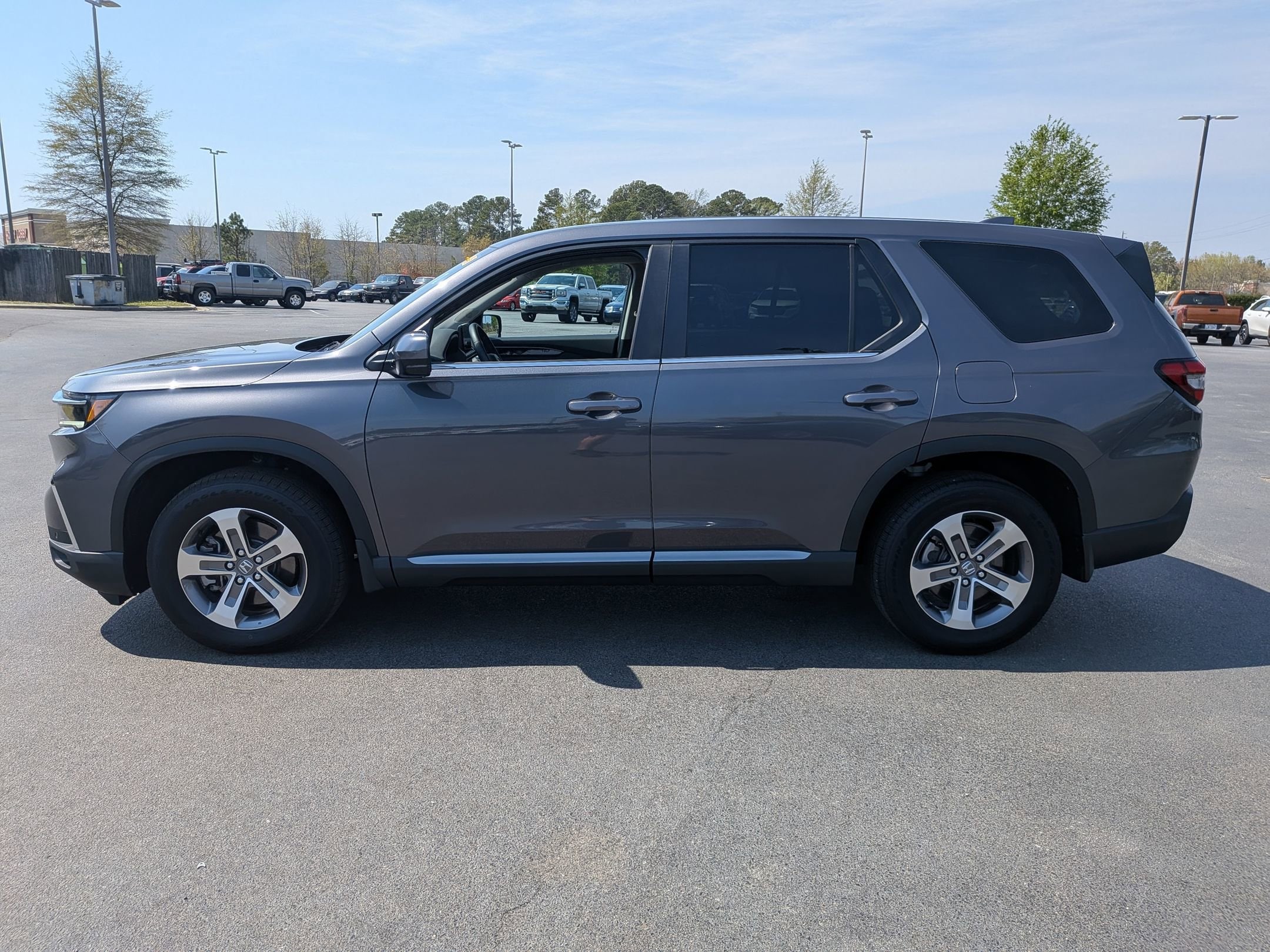 2025 Honda Pilot EX-L photo 5