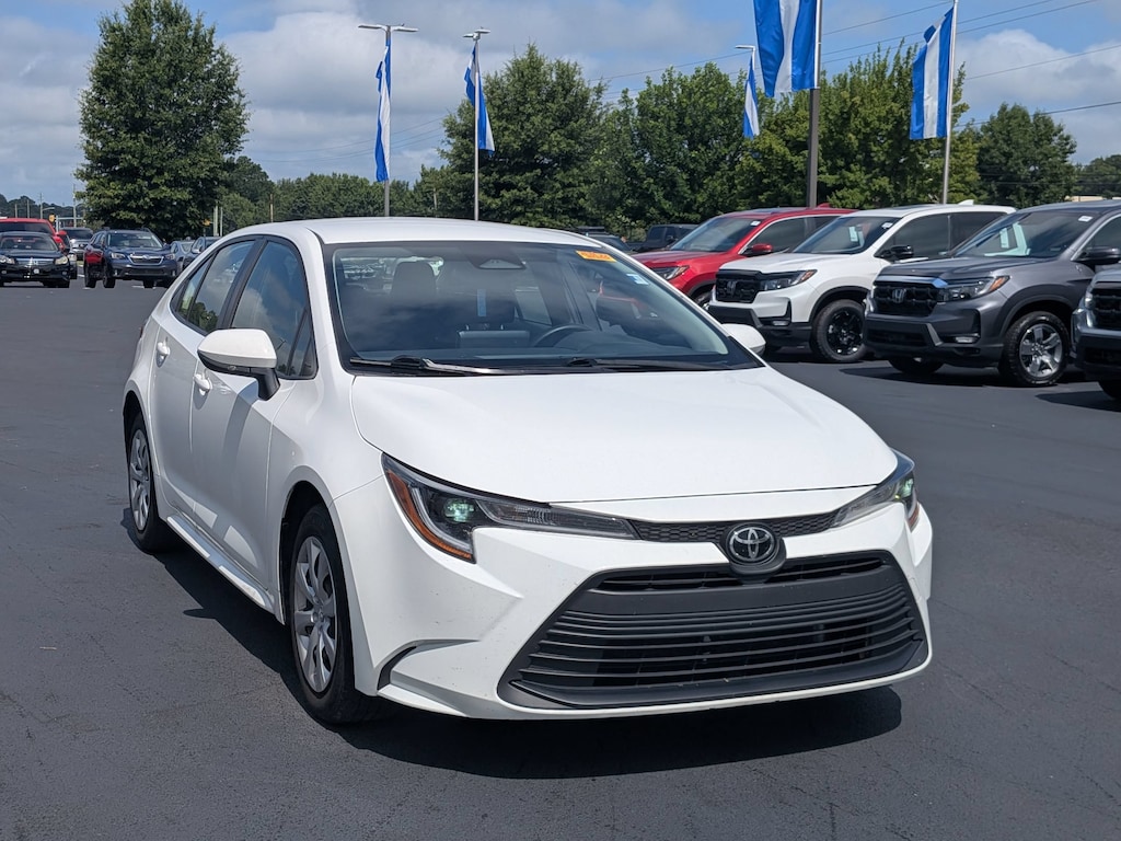 Used 2023 Toyota Corolla LE Sedan