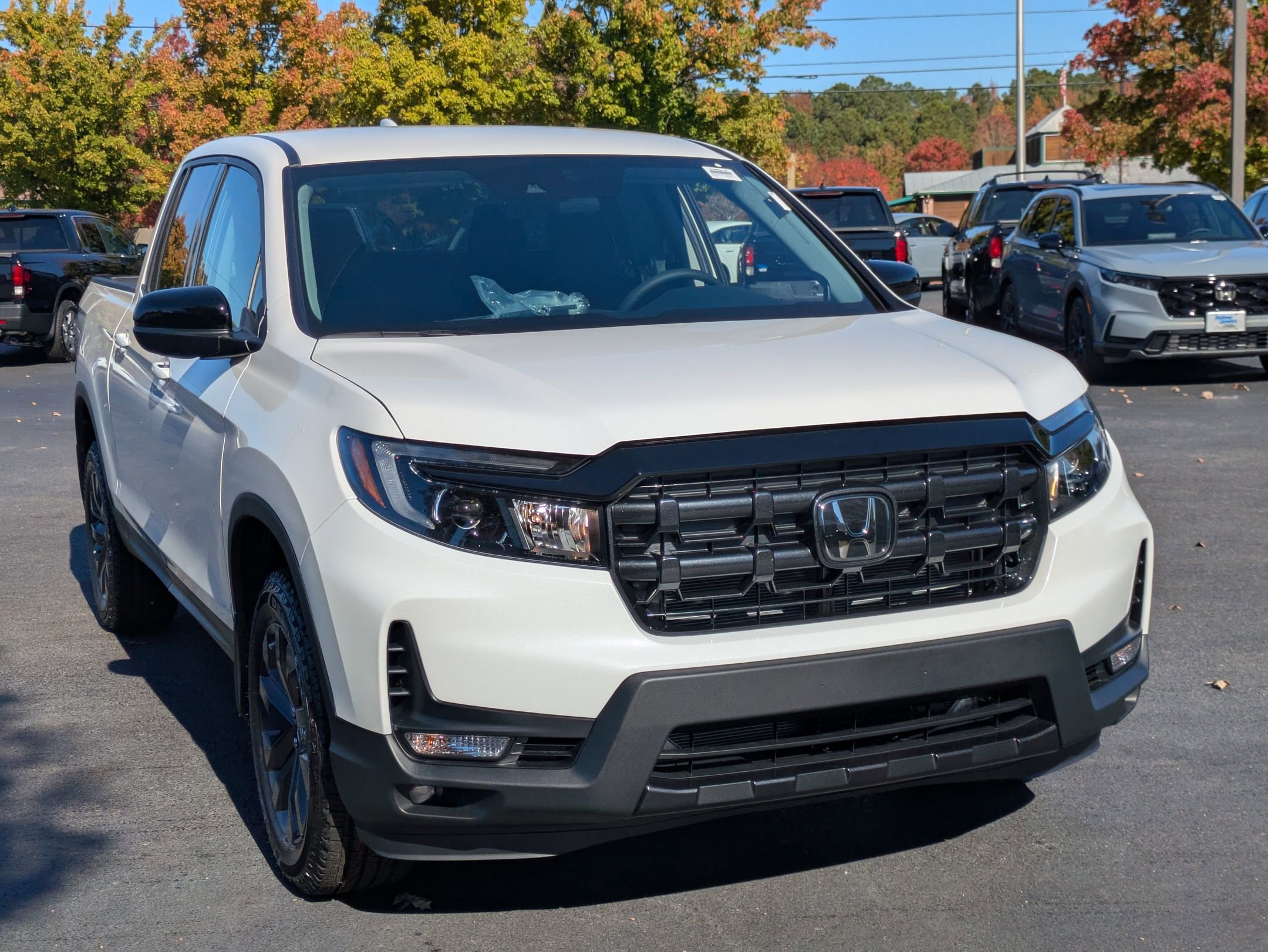 2026 Honda Ridgeline Sport photo 2