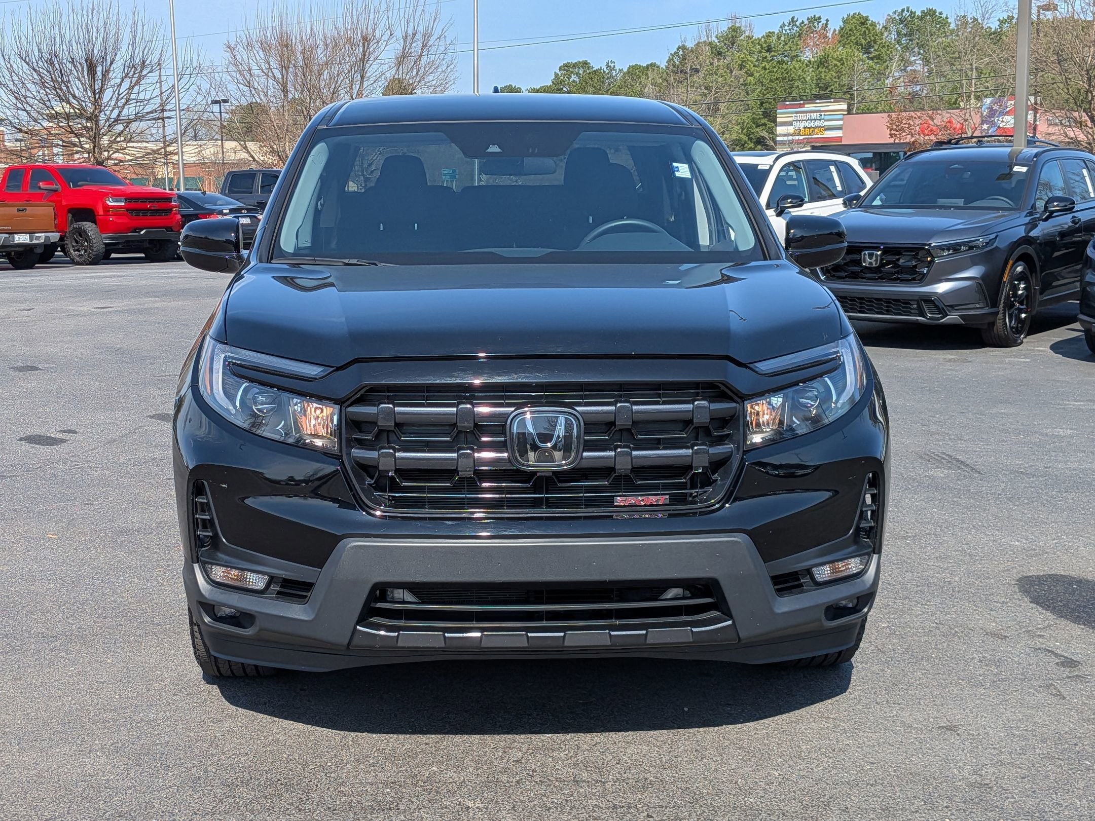 2024 Honda Ridgeline Sport photo 2