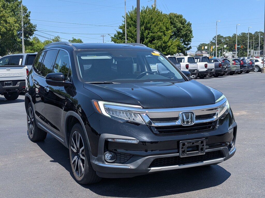 Used 2019 Honda Pilot Touring 7-Passenger AWD SUV