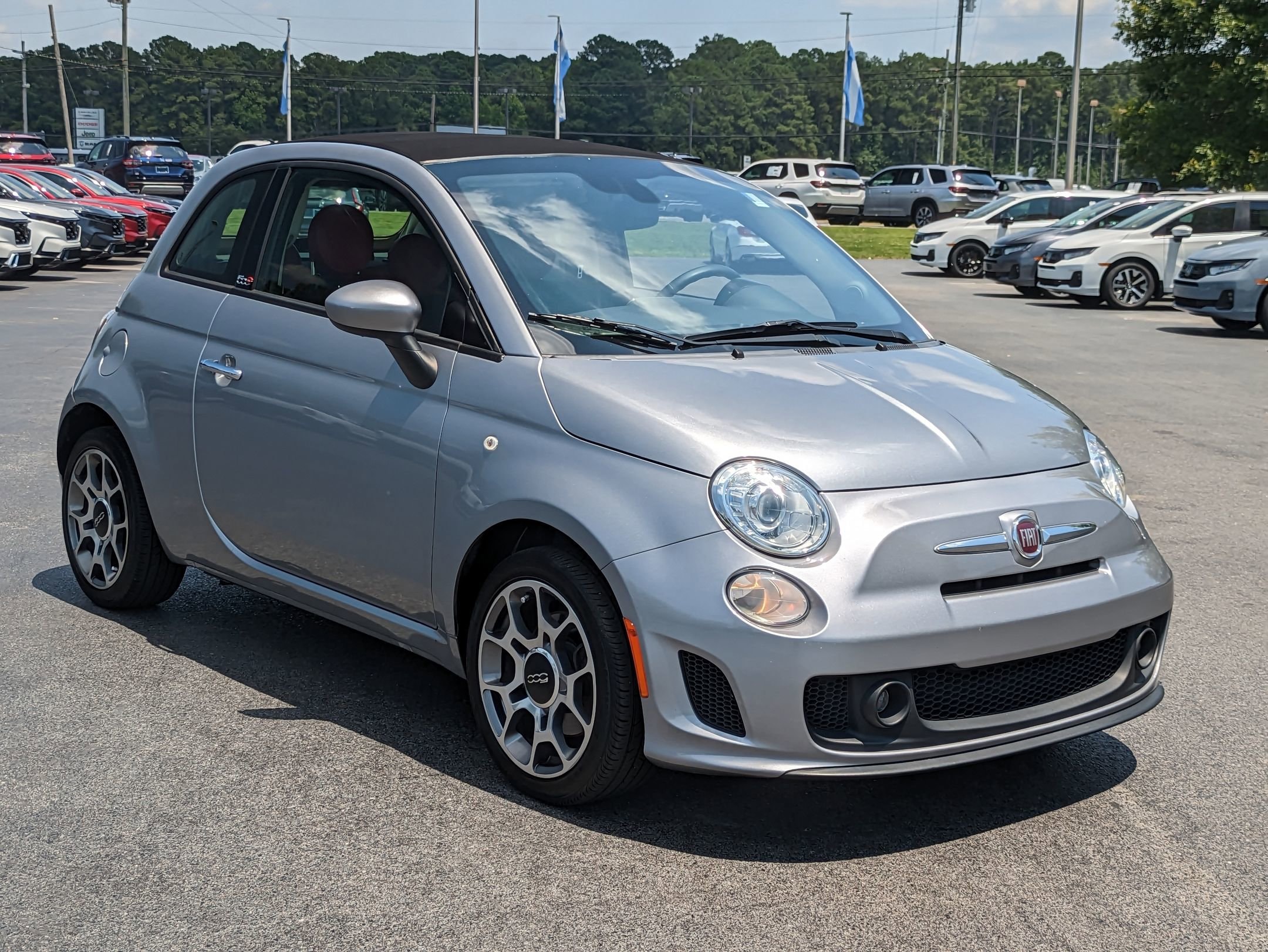 Used 2018 FIAT 500c Pop with VIN 3C3CFFLH2JT465212 for sale in Greenville, NC