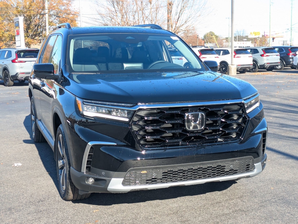 New 2025 Honda Pilot Touring SUV