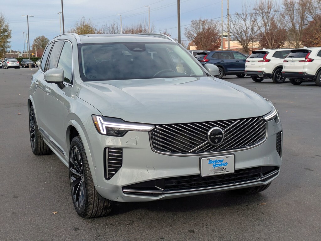 Used 2025 Volvo XC90 B5 (2025.5) Plus 7-Seater SUV