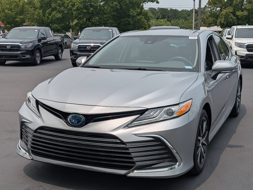 Used 2023 Toyota Camry Hybrid XLE Sedan