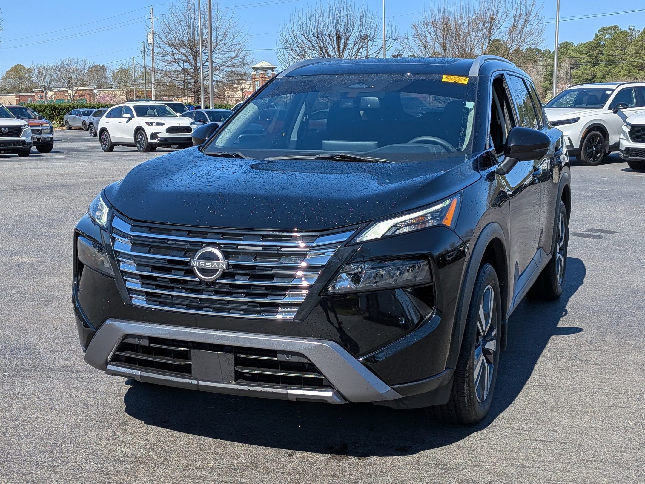 2024 Nissan Rogue SL photo 4