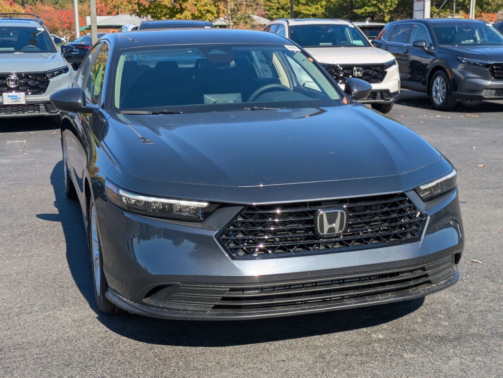 New 2025 Honda Accord LX Sedan