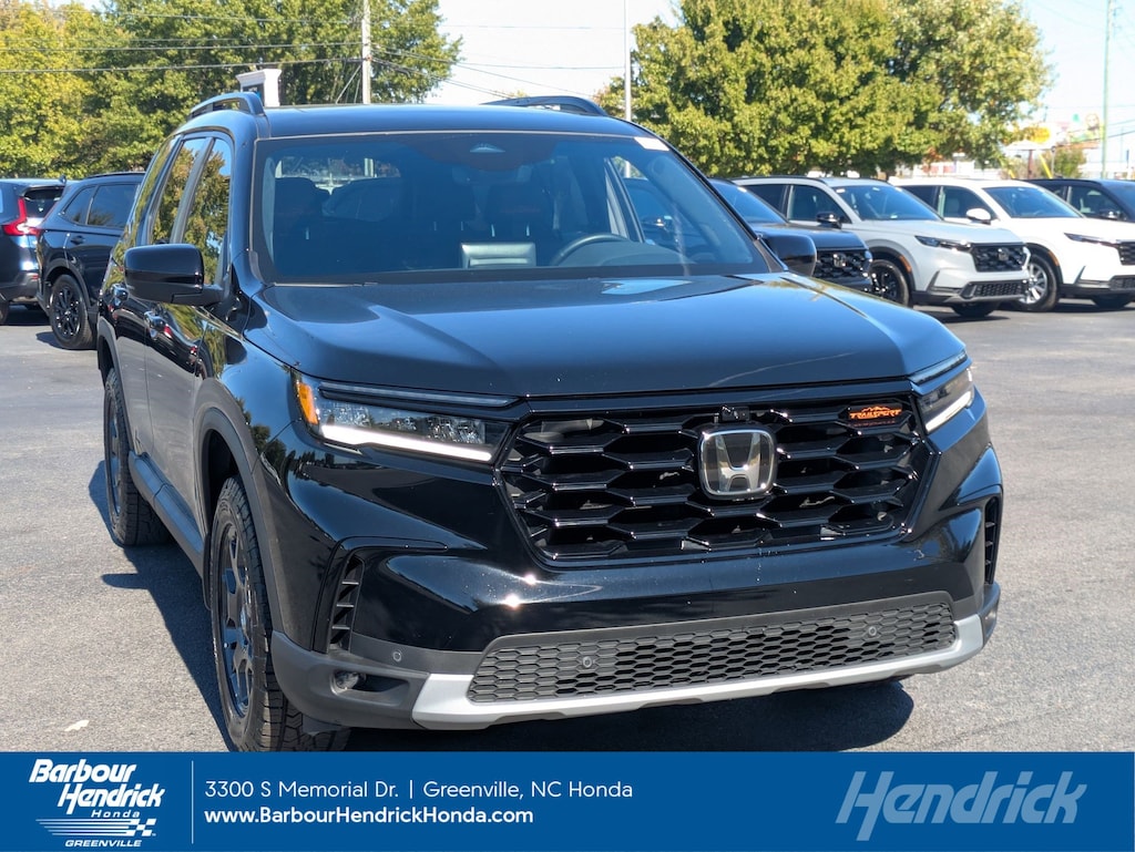 Certified 2025 Honda Pilot TrailSport SUV